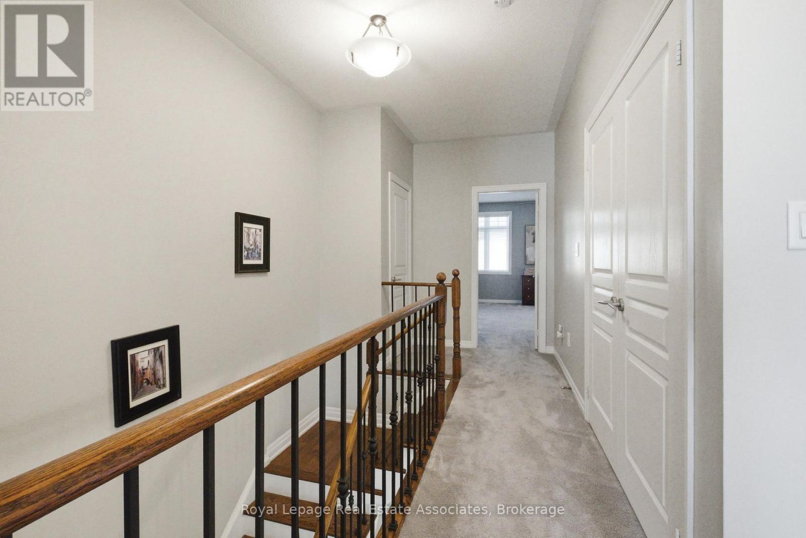 32 ST LAWRENCE DRIVE - 23