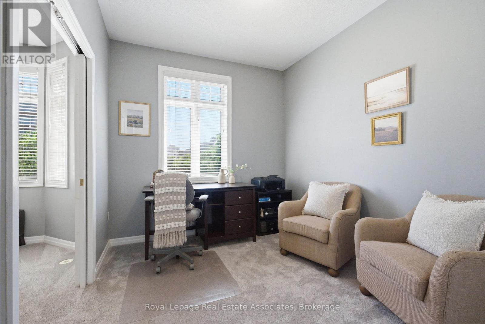 32 ST LAWRENCE DRIVE - 27