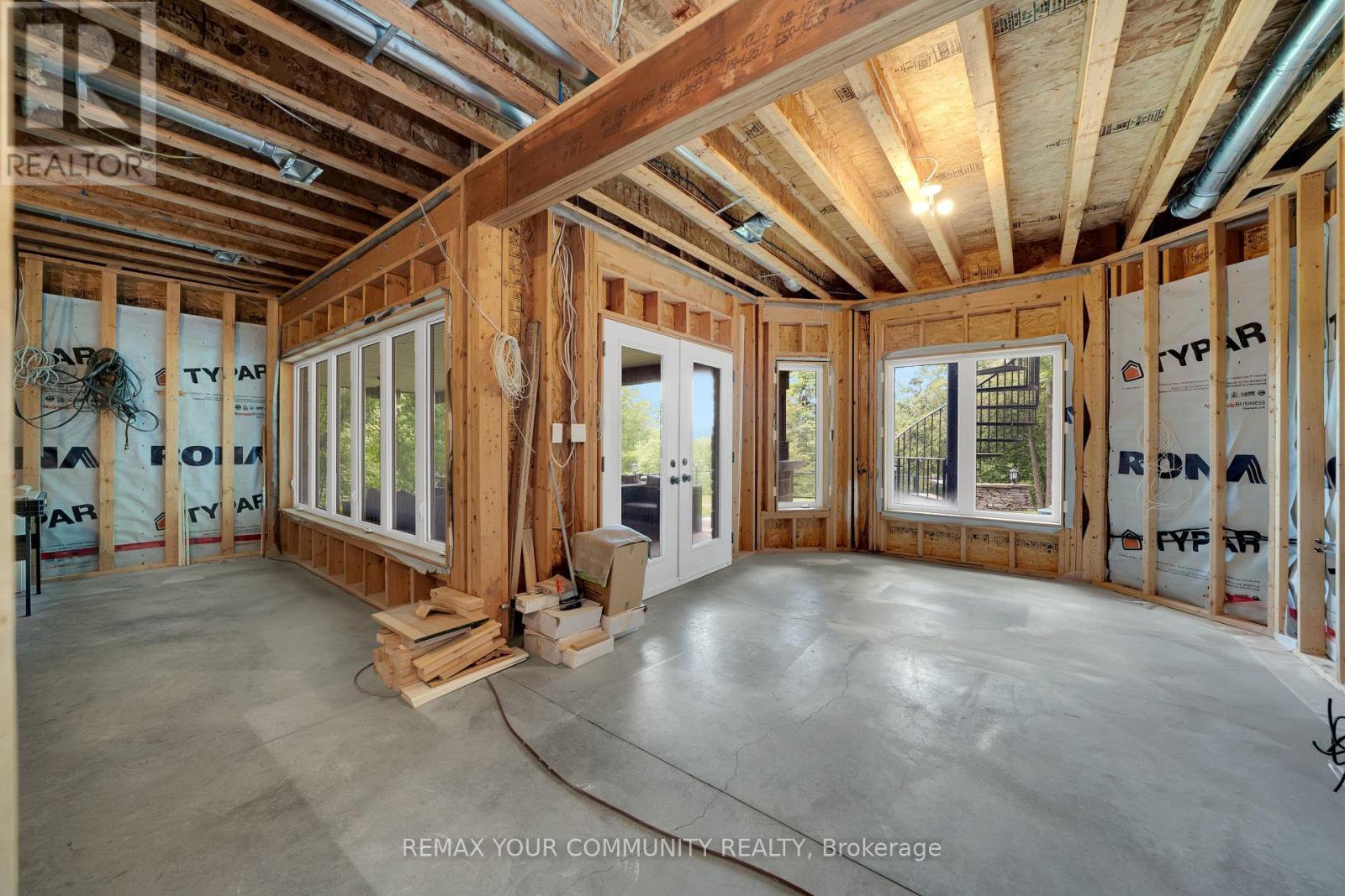 124 ELMPINE TRAIL - 40