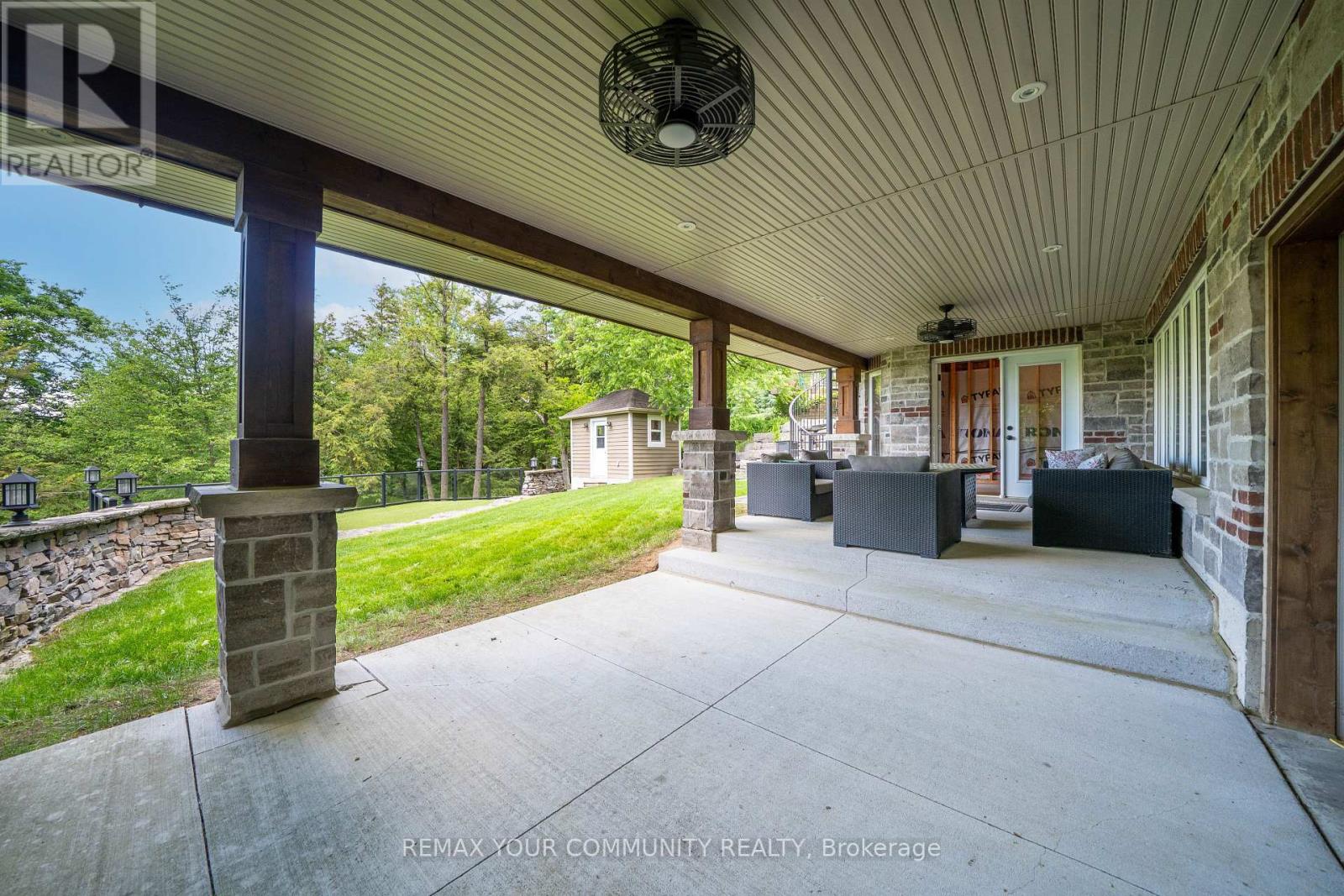 124 ELMPINE TRAIL - 44