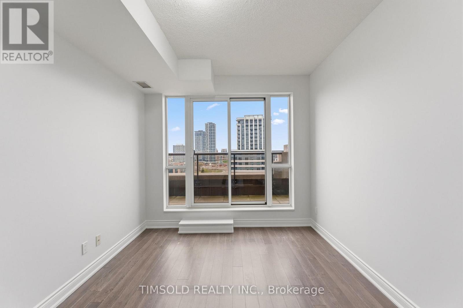 #1012 33 CLEGG ROAD - 22