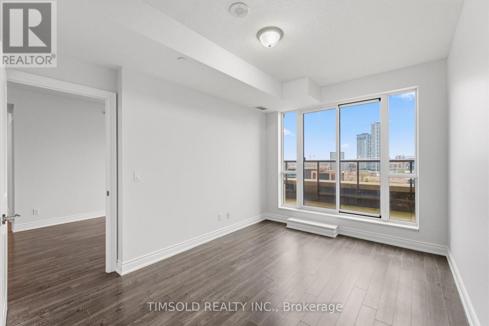 #1012 33 CLEGG ROAD - 23