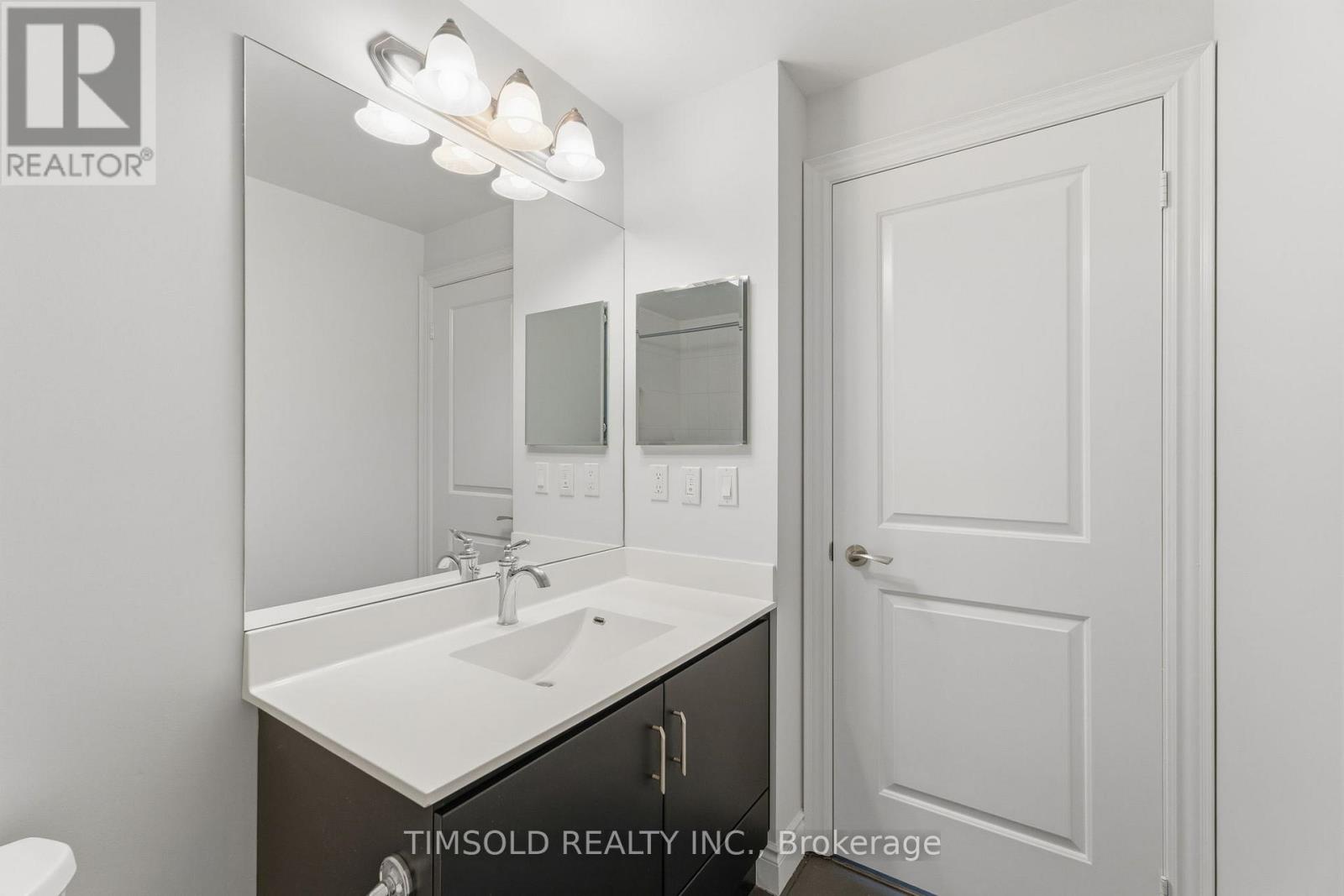 #1012 33 CLEGG ROAD - 27