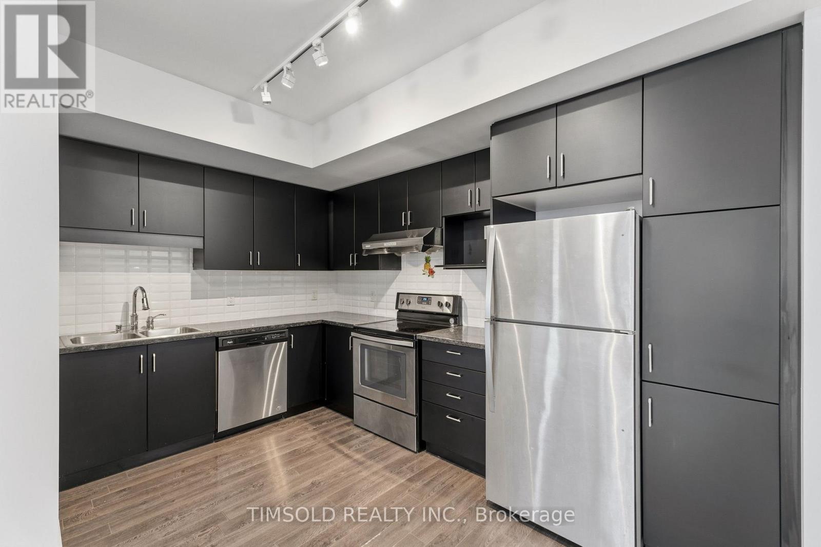 #1012 33 CLEGG ROAD - 7