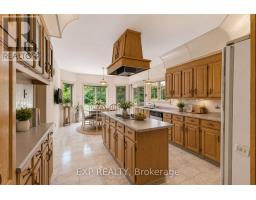 Kitchen - 99 Birch Avenue, Richmond Hill, ON L4C6C5 Photo 7