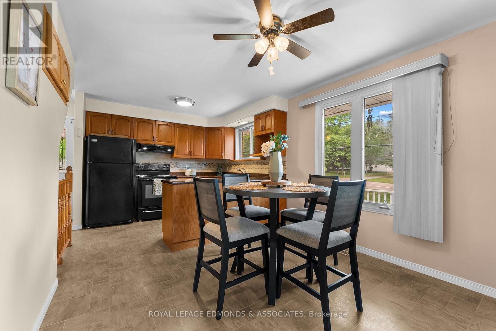 39325A HIGHWAY 41 - 12