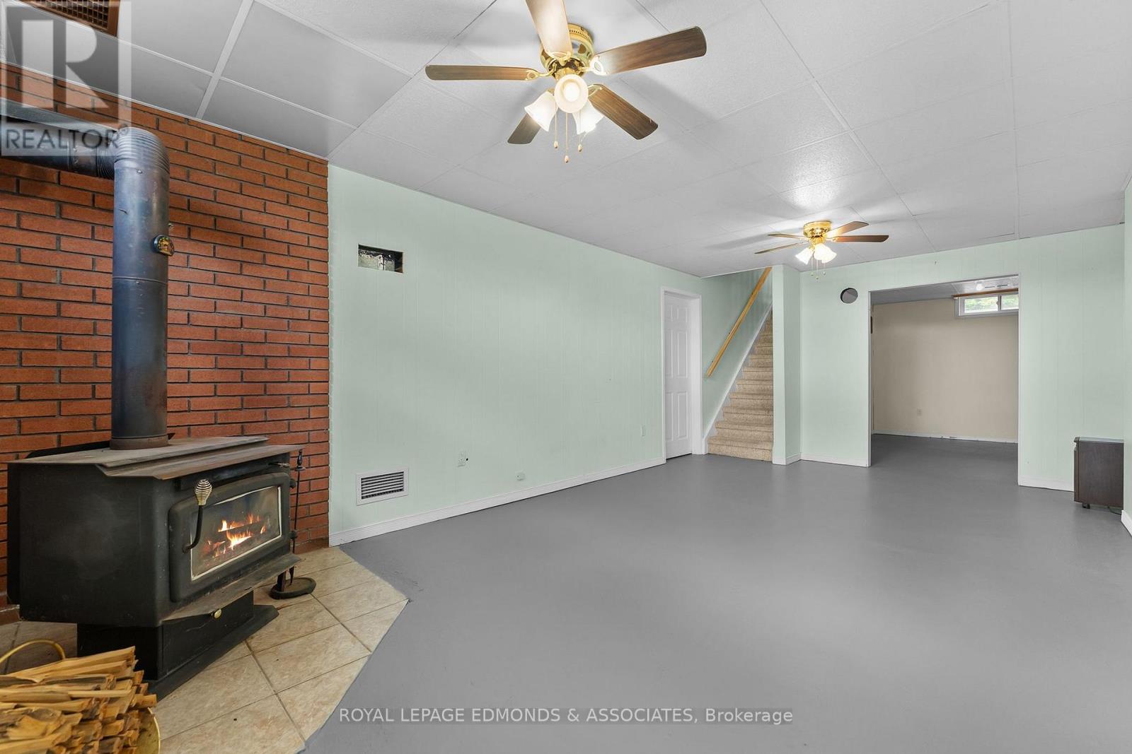 39325A HIGHWAY 41 - 24