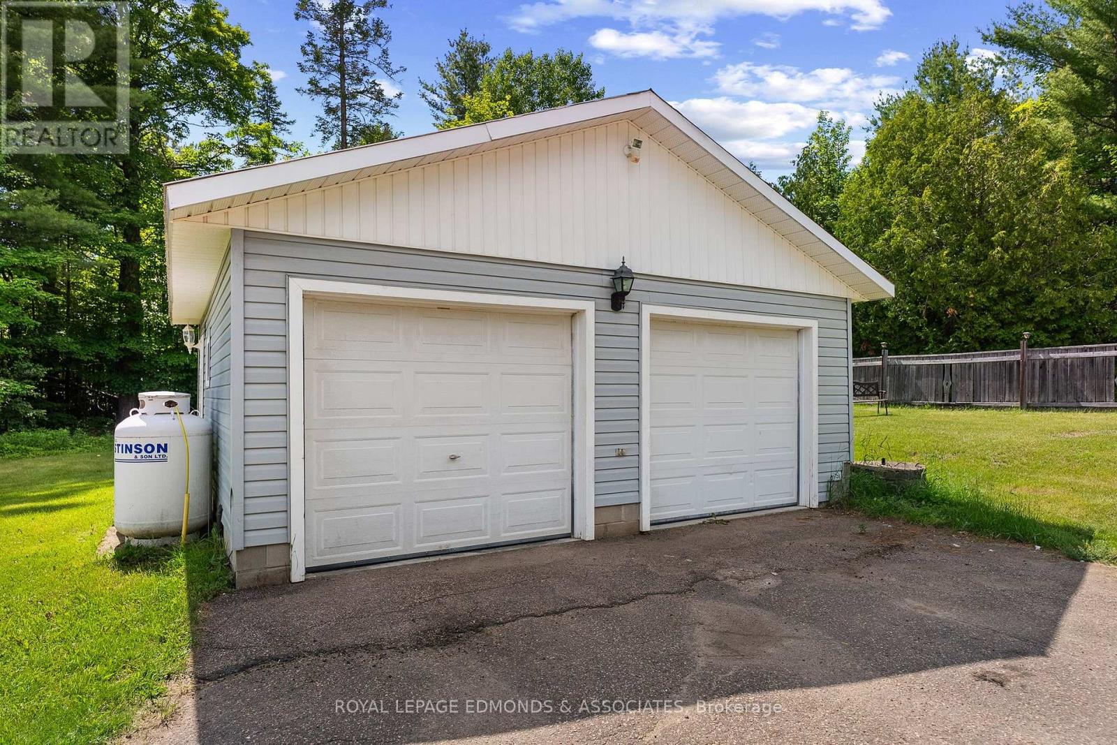 39325A HIGHWAY 41 - 40
