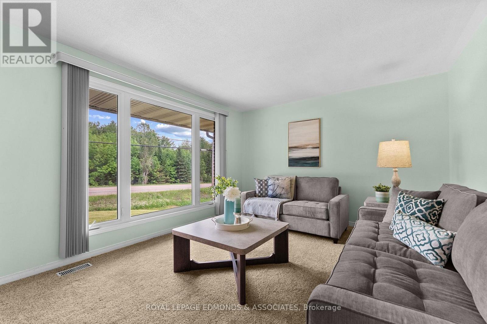 39325A HIGHWAY 41 - 7