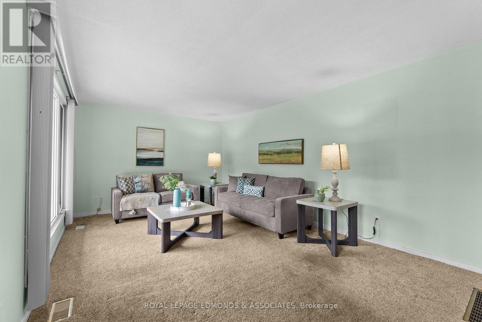 39325A HIGHWAY 41 - 9