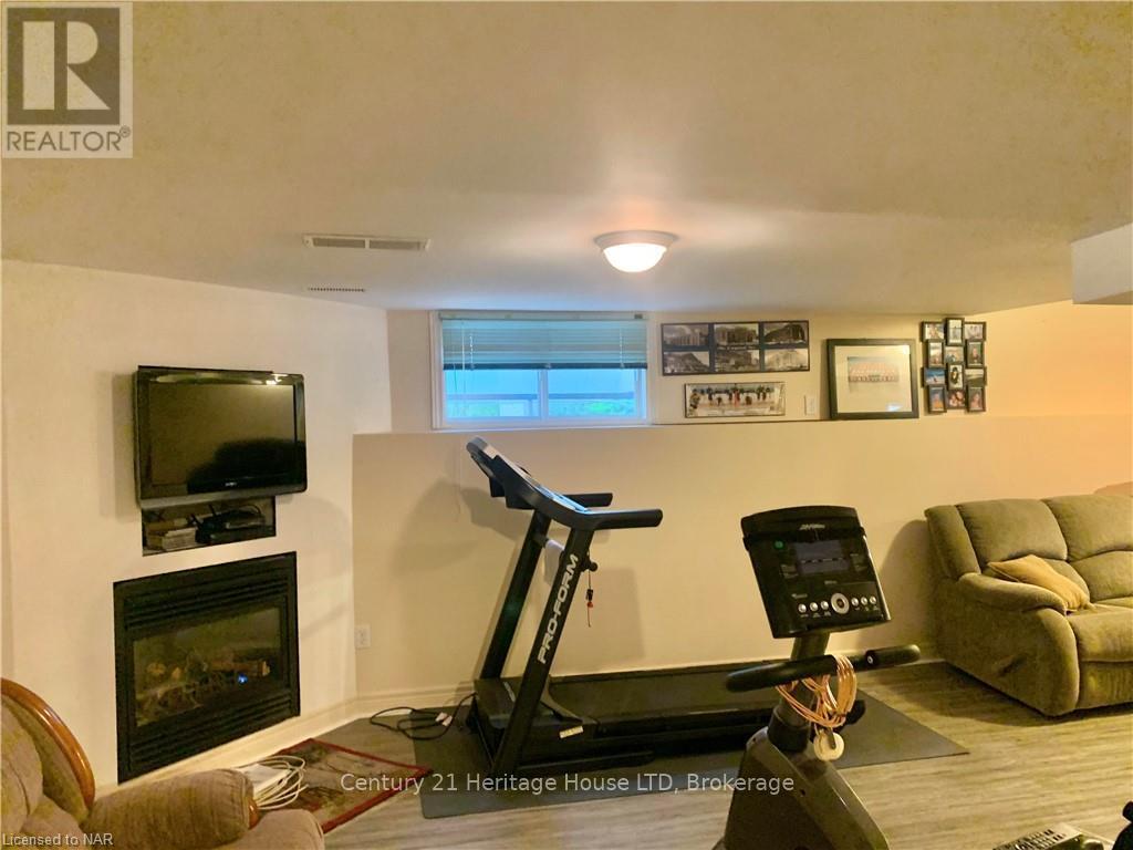 1084 QUAKER ROAD - 44