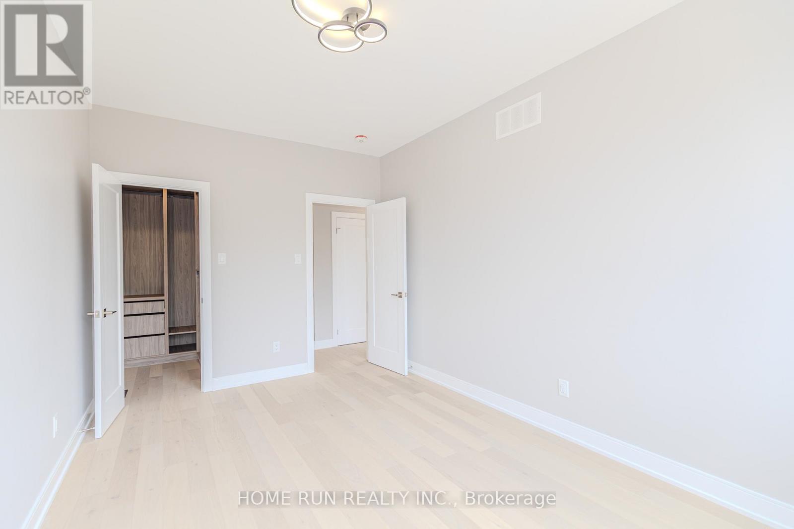 5 Bed, 4 Bath House for Sale in Ottawa – 295 DOVERCOURT AVENUE, Ottawa – MLS# X13418090 - Image 16