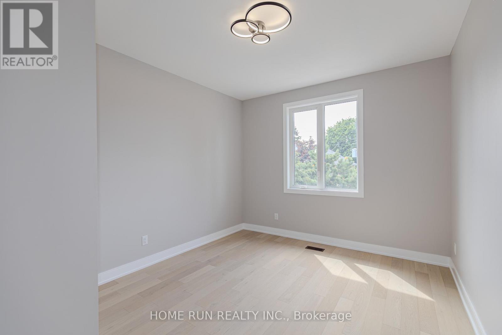 5 Bed, 4 Bath House for Sale in Ottawa – 295 DOVERCOURT AVENUE, Ottawa – MLS# X13418090 - Image 17