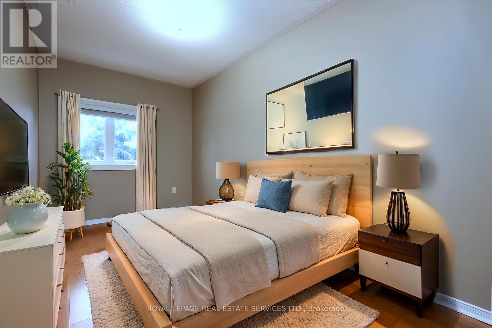 #67 1575 SOUTH PARADE COURT - 24