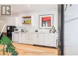 Main Floor - 973 Dovercourt Road, Toronto, ON M6H2X6 Photo 31