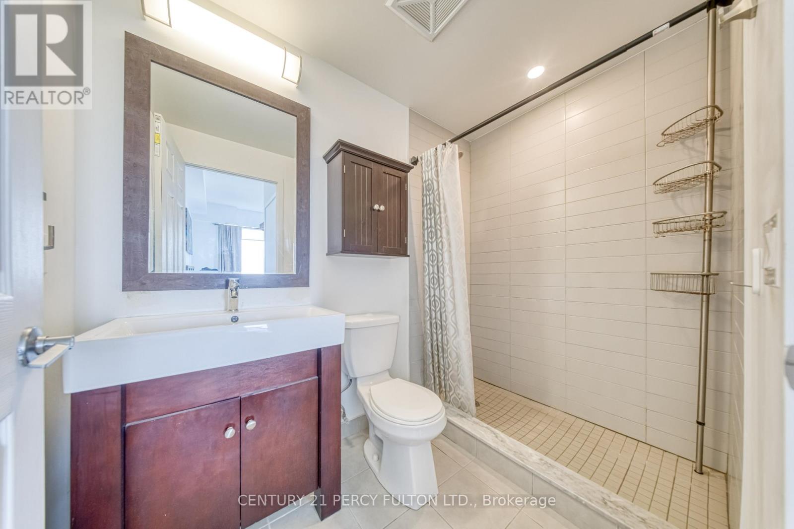 #802 840 QUEENS PLATE DRIVE - 19