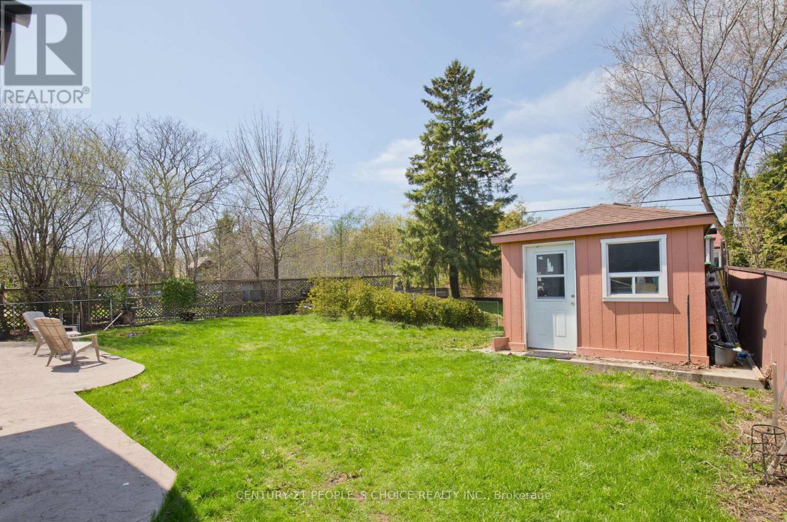 50 JEFFCOAT DRIVE - 44