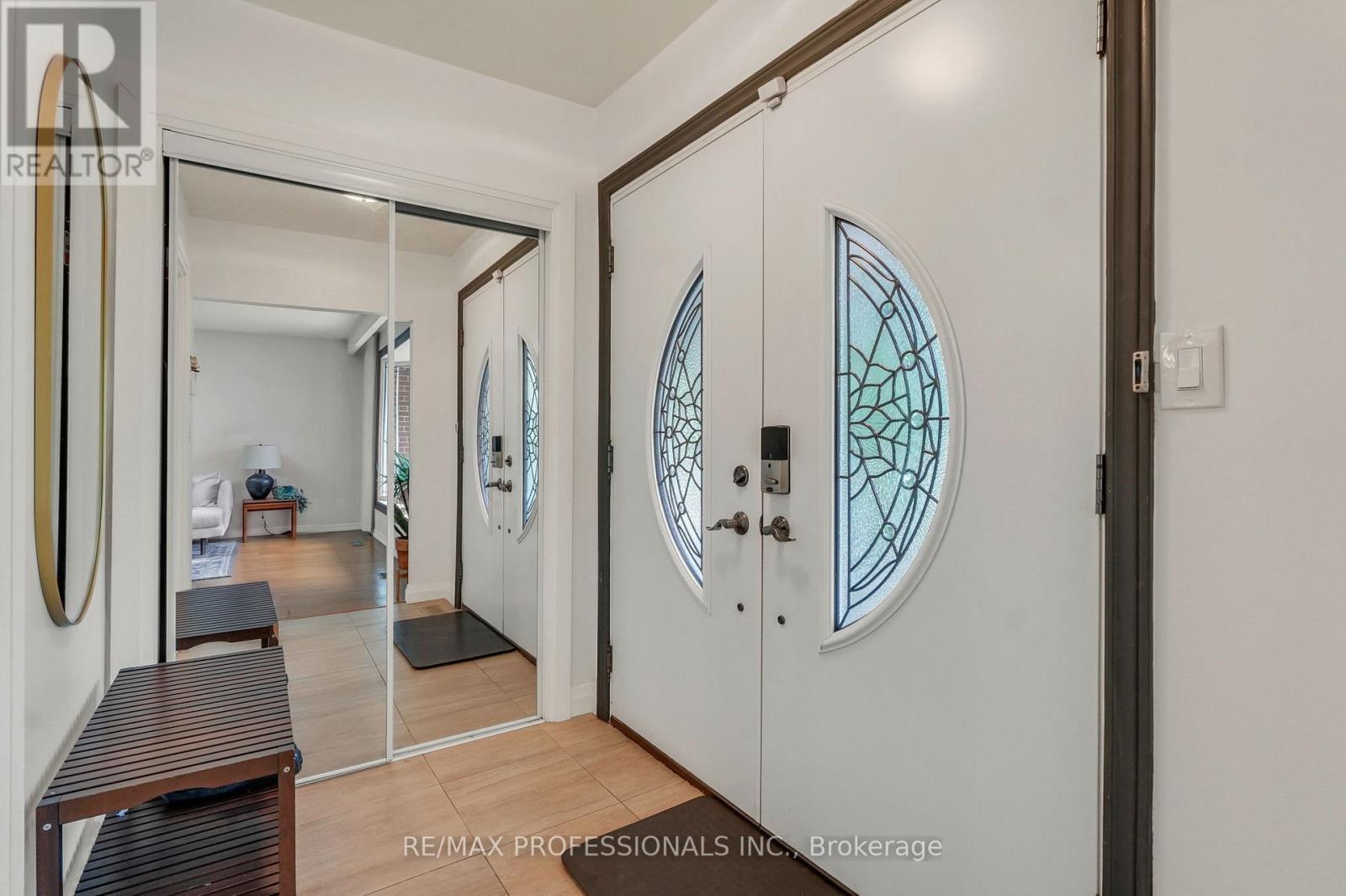 37 SUNPLAINS CRESCENT - 5