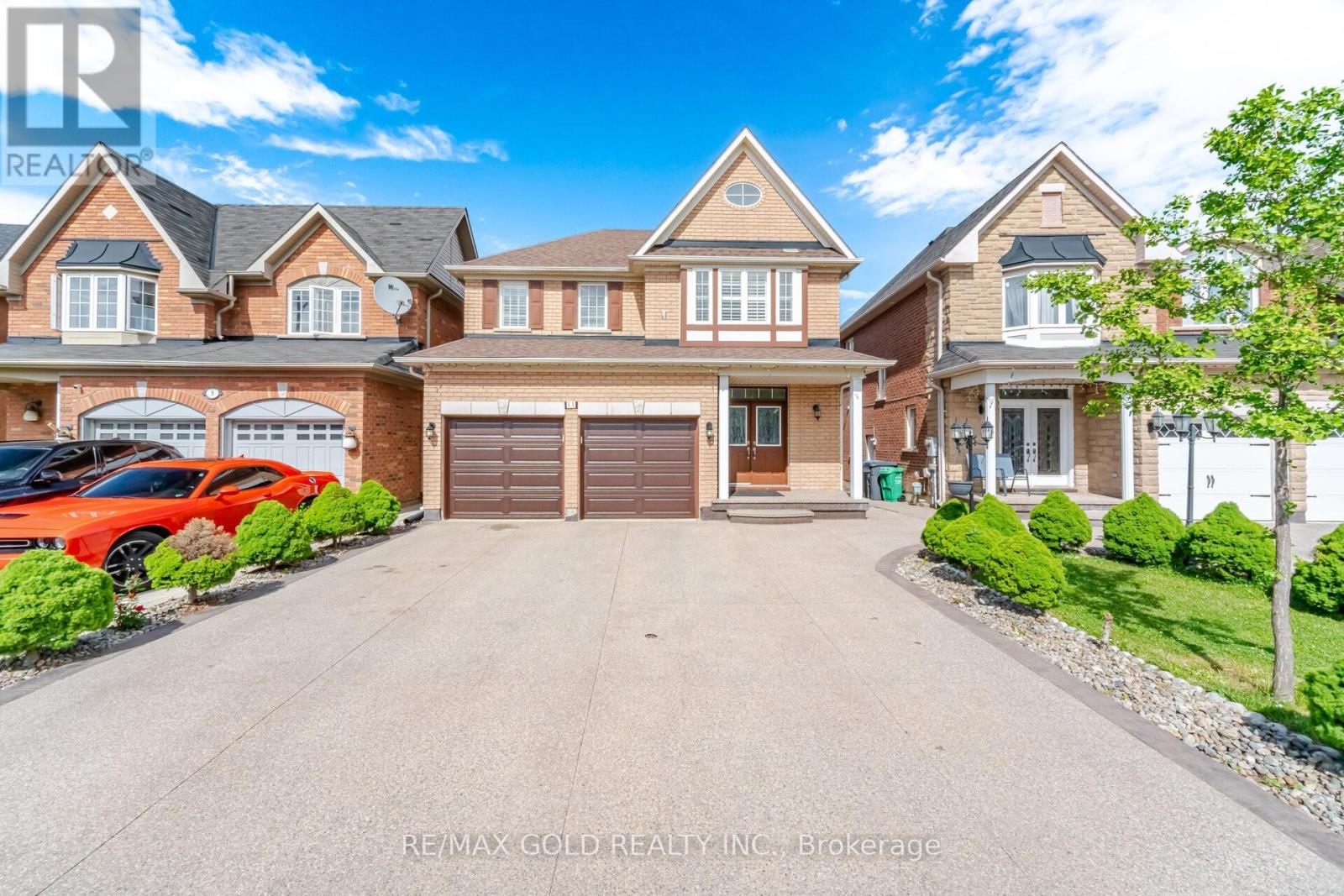 11 TIMBERWOLF ROAD - 1