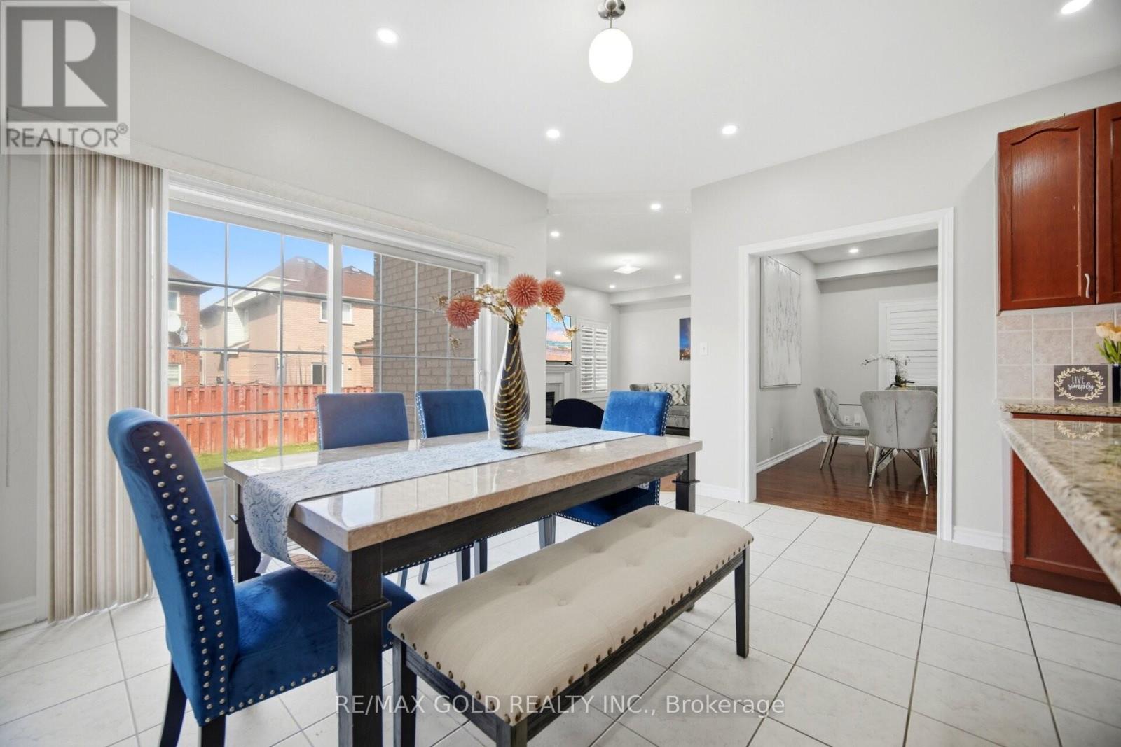 11 TIMBERWOLF ROAD - 12