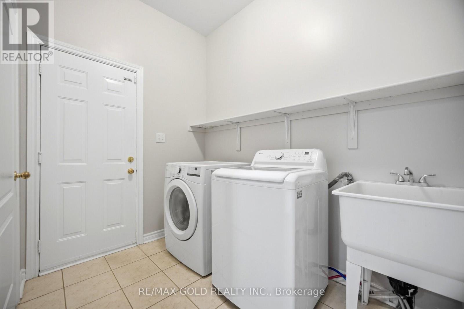 11 TIMBERWOLF ROAD - 16