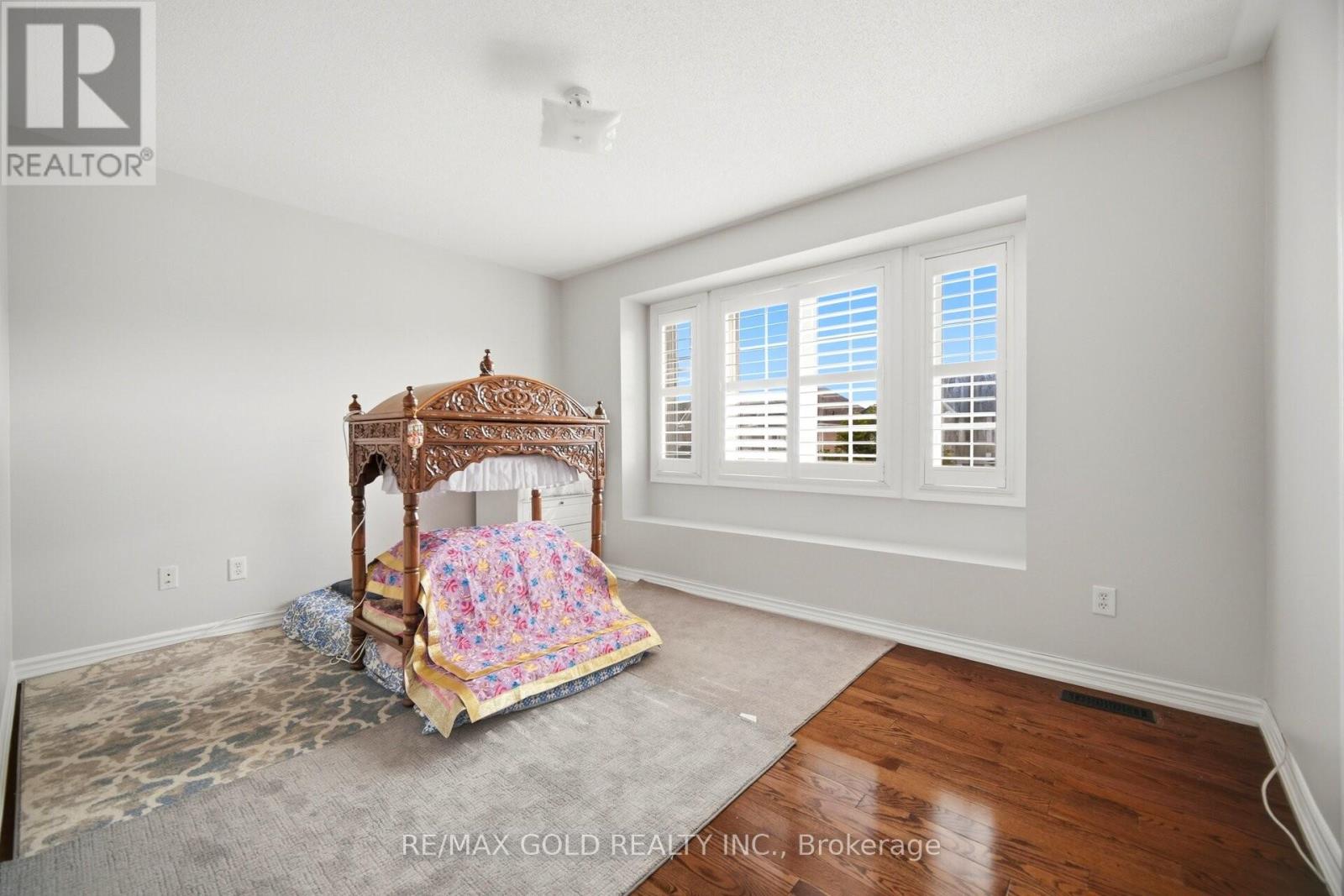 11 TIMBERWOLF ROAD - 21