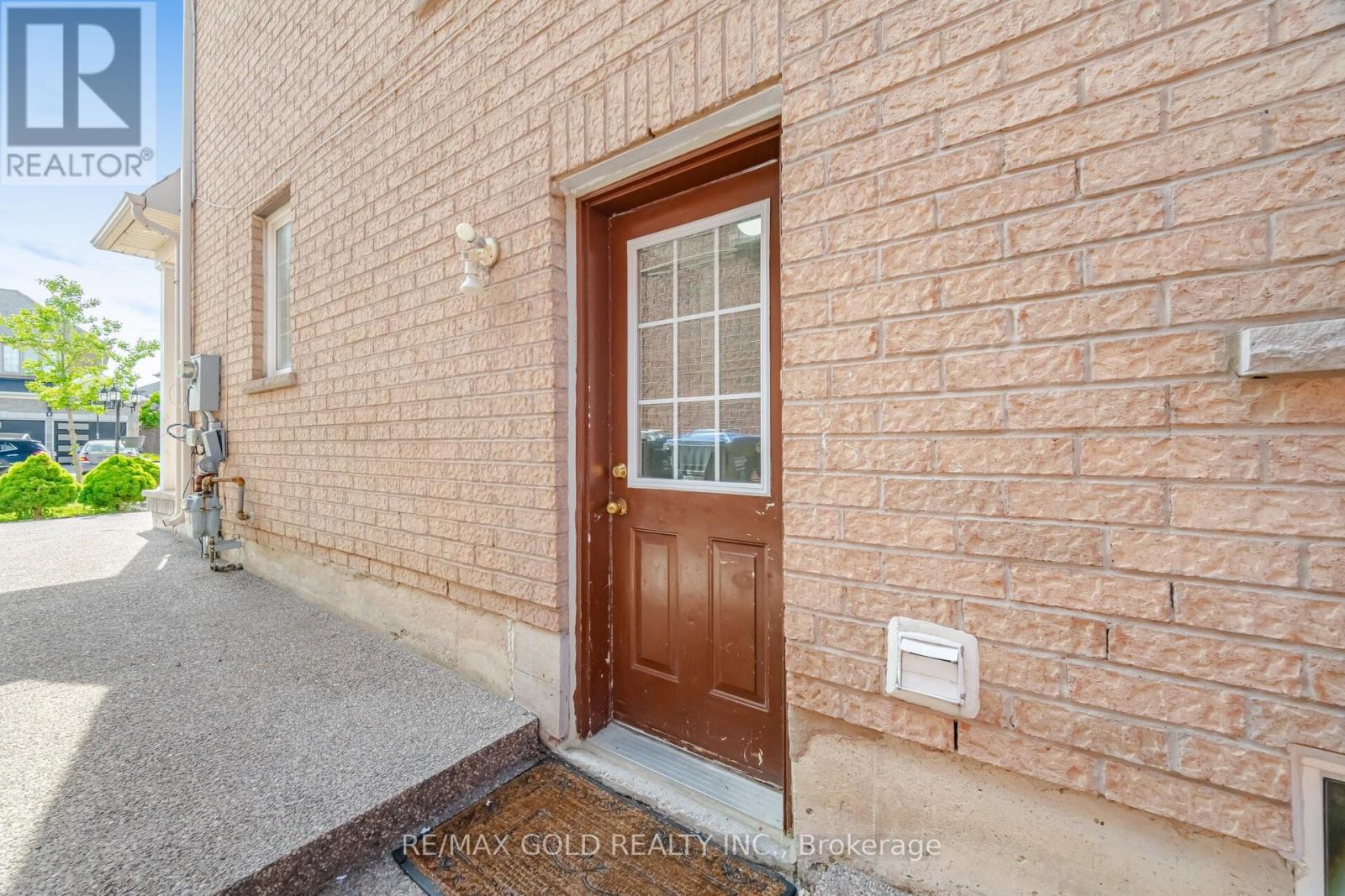 11 TIMBERWOLF ROAD - 24