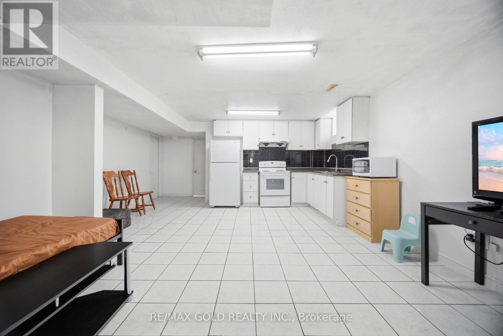 11 TIMBERWOLF ROAD - 26