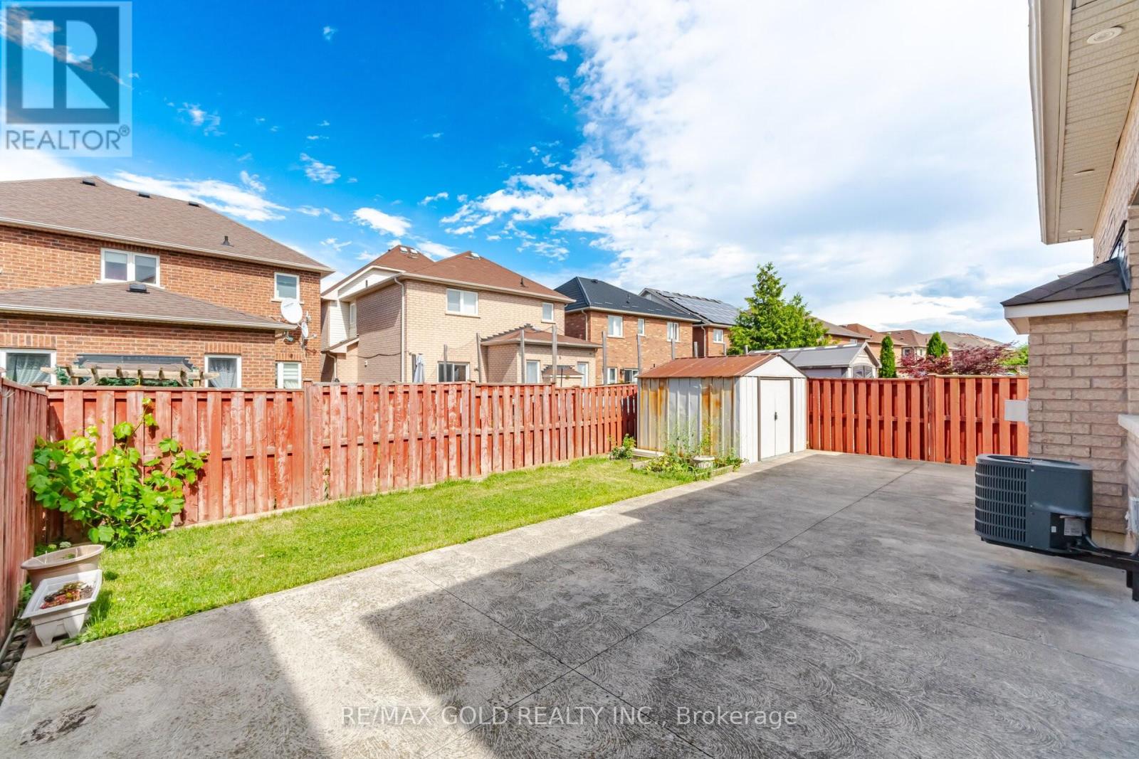 11 TIMBERWOLF ROAD - 32