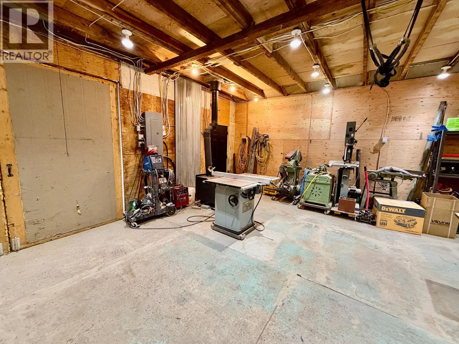 9811 MARGUERITE FERRY ROAD - 36