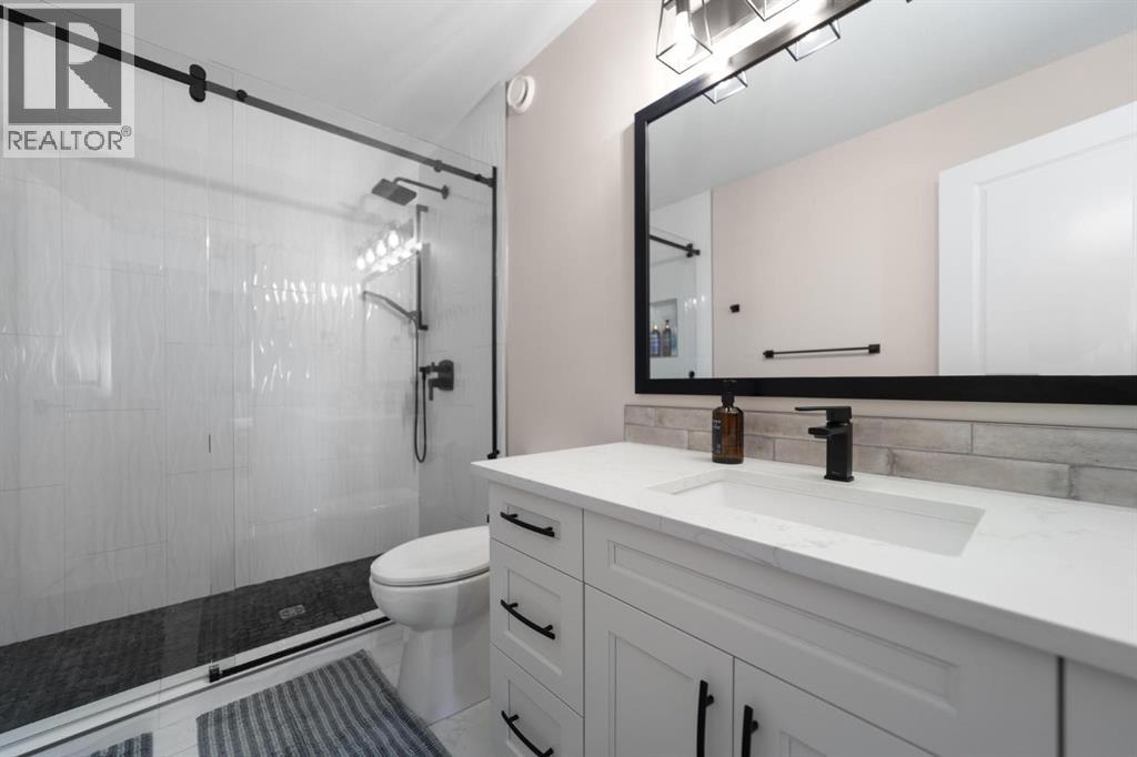 3702 76 Street - 17