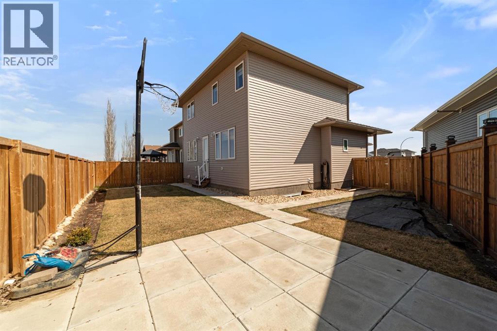 3702 76 Street - 31