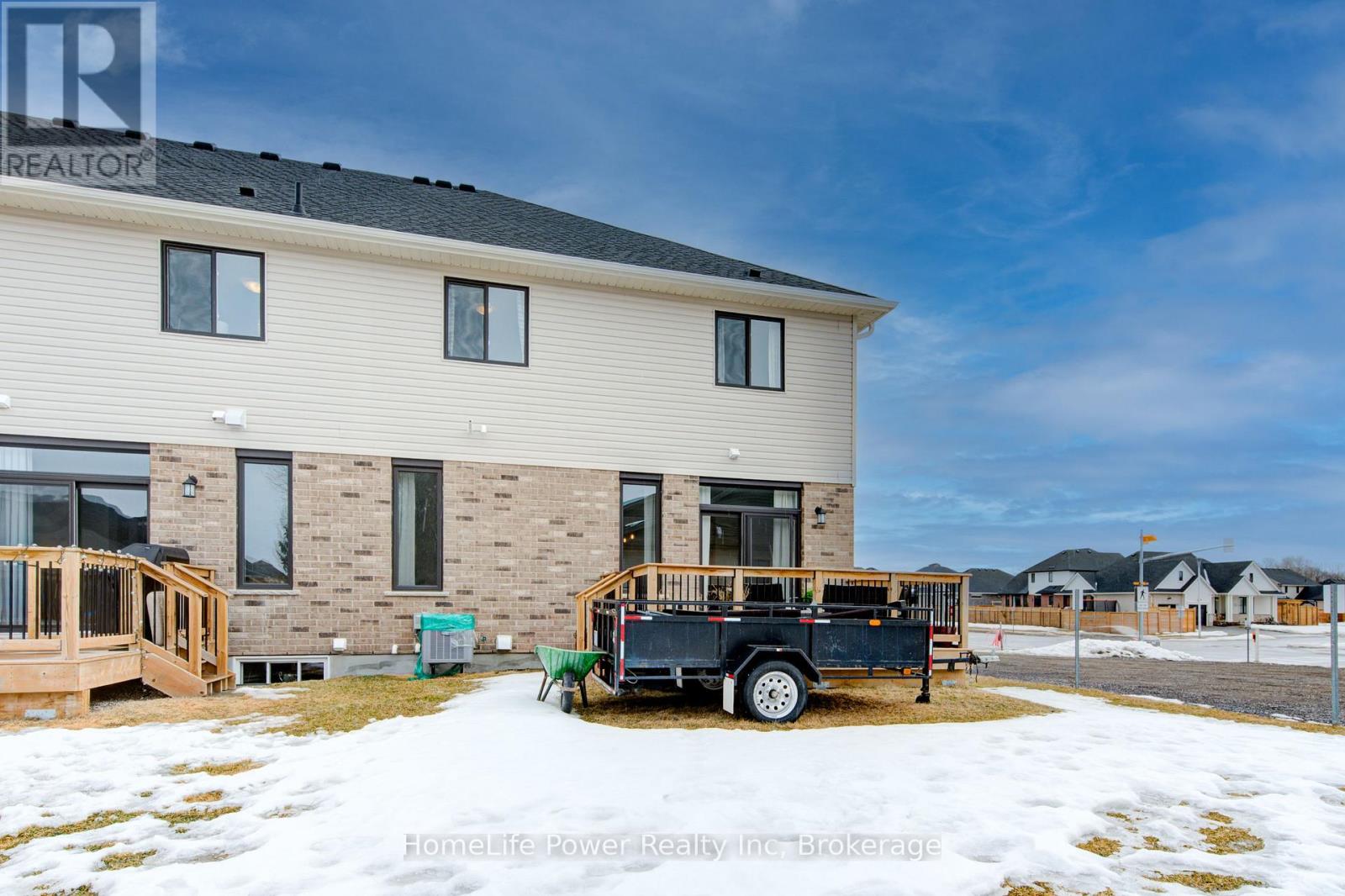 4 BRAUN AVENUE - 45