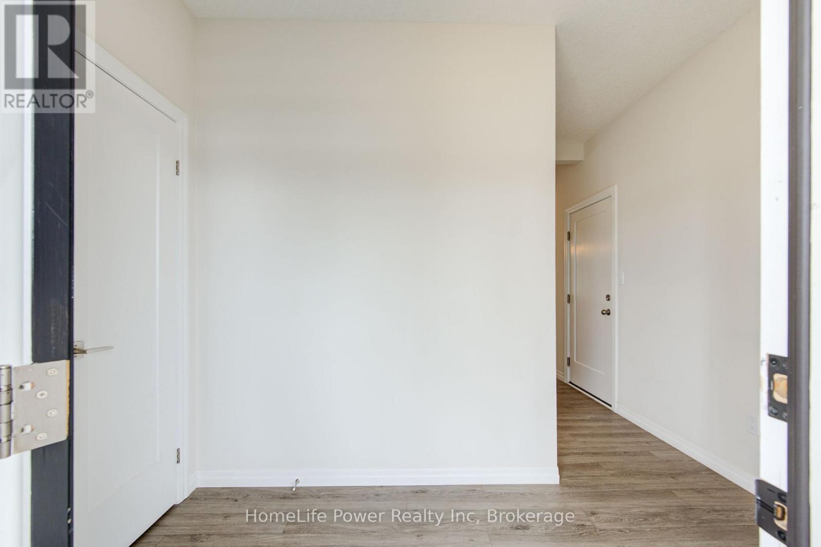 4 BRAUN AVENUE - 5