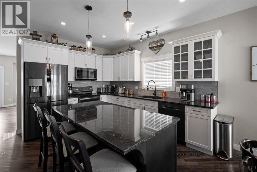 2304 62 Street - 8