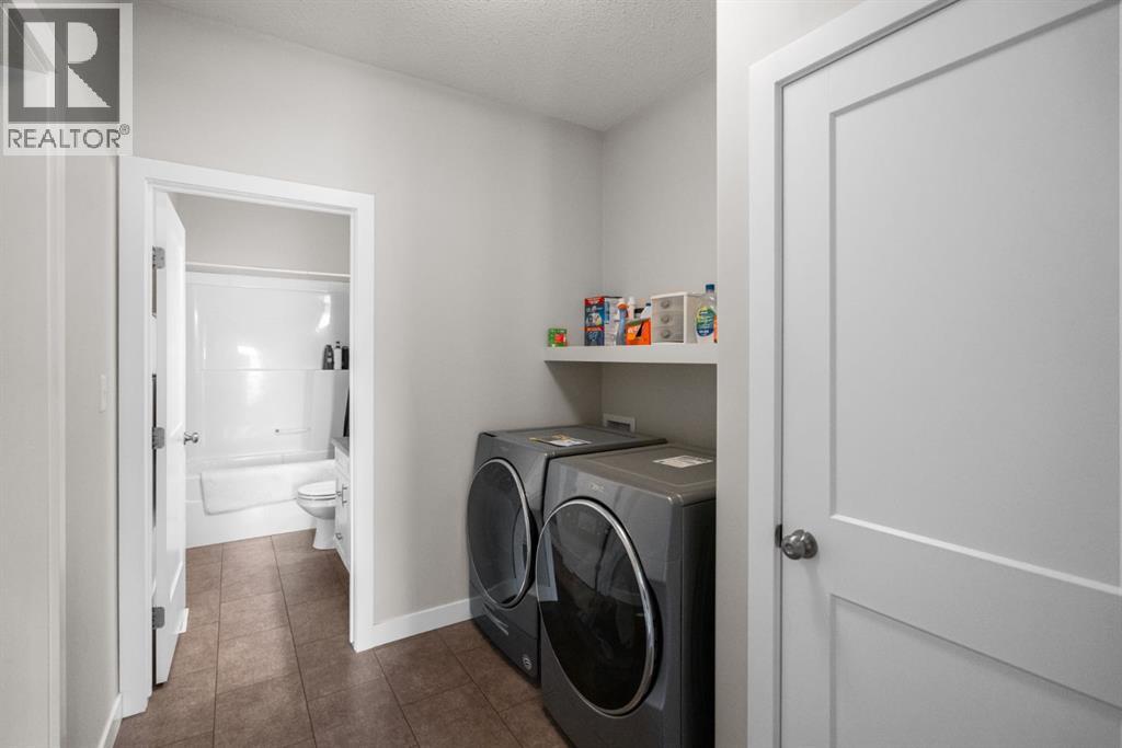 2304 62 Street - 13