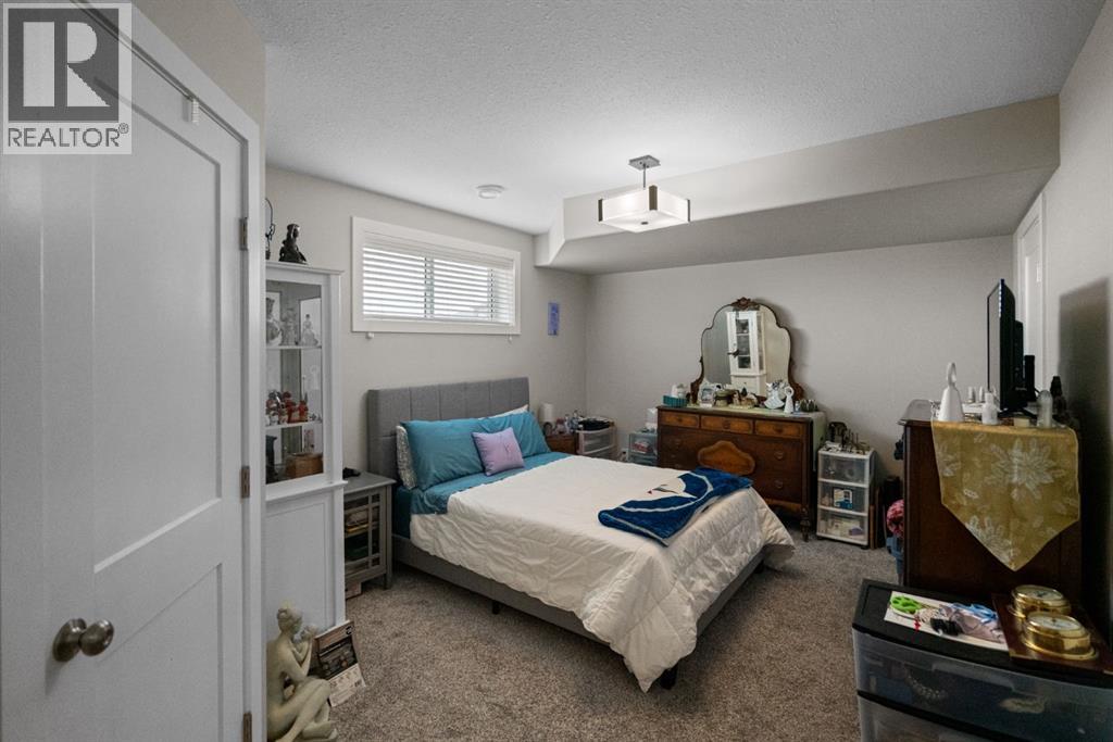 2304 62 Street - 35