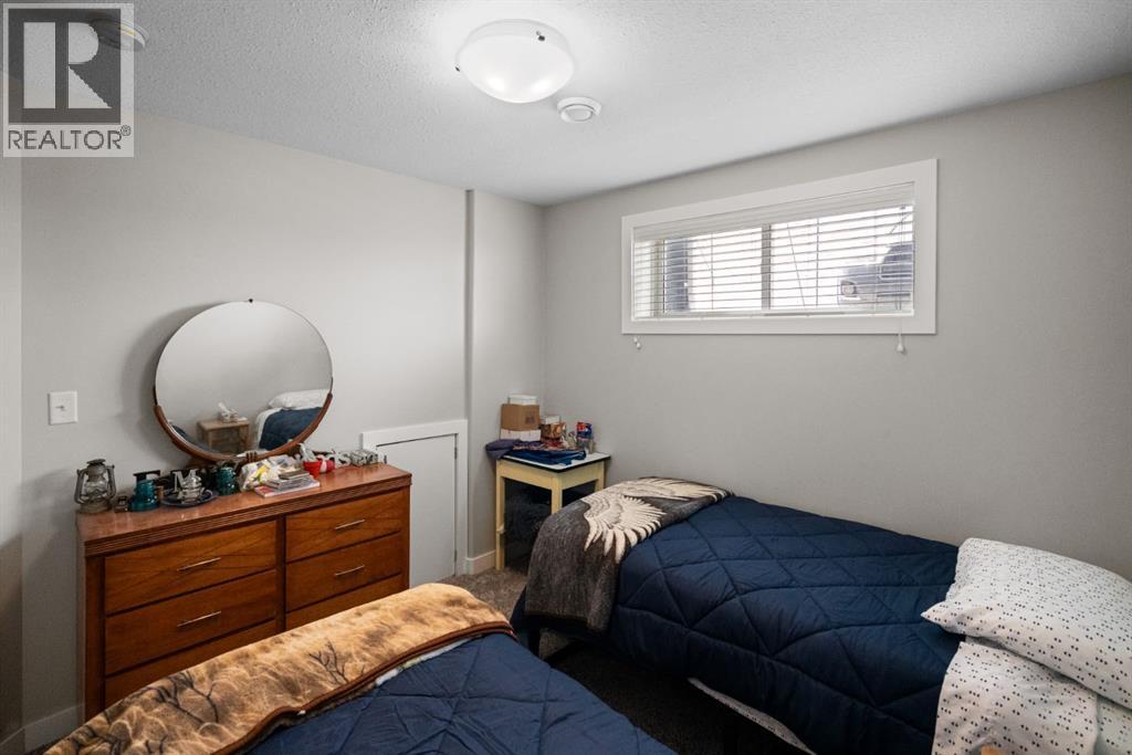 2304 62 Street - 37
