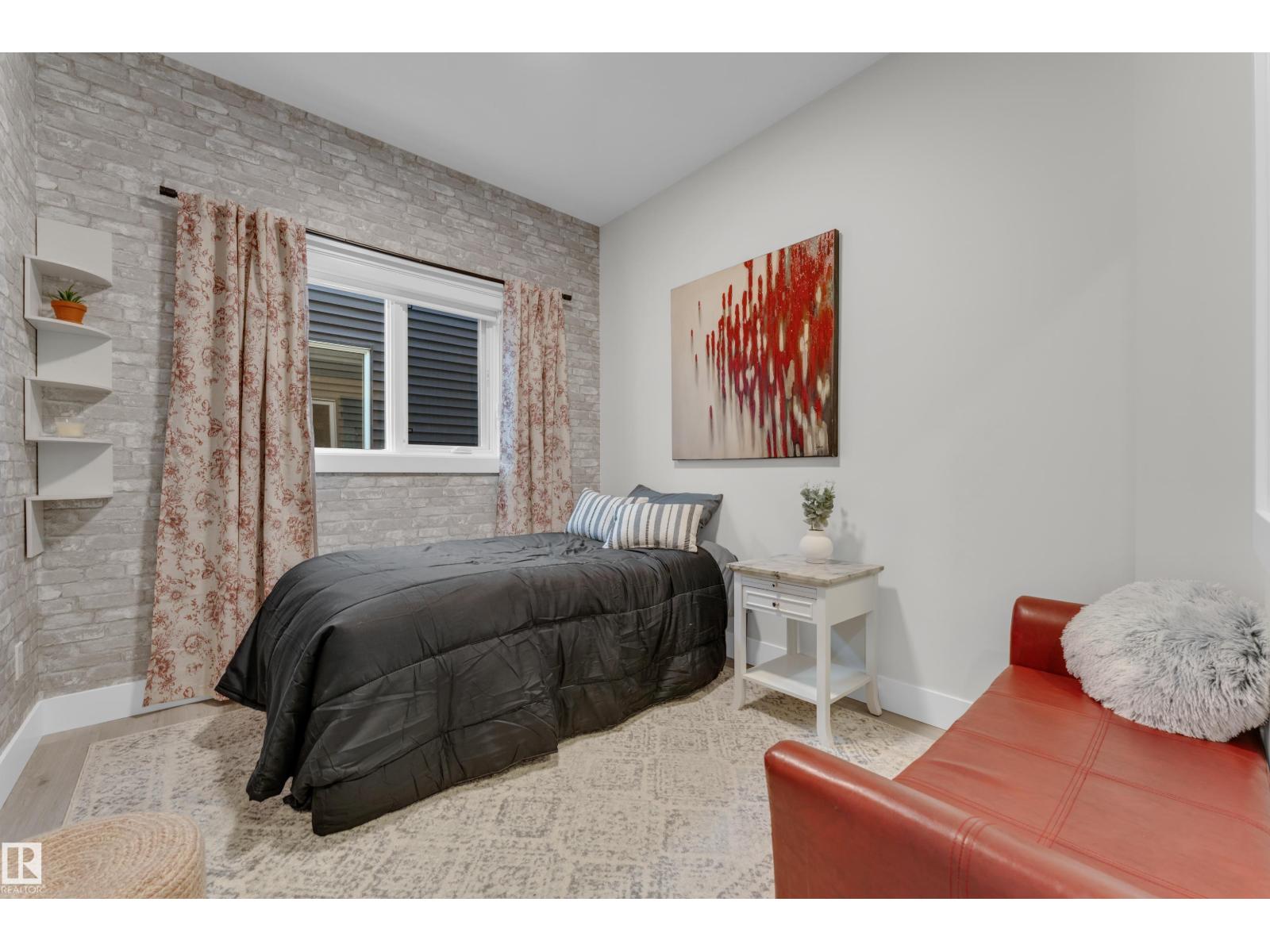 1390 Enright LD NW NW — photo 15