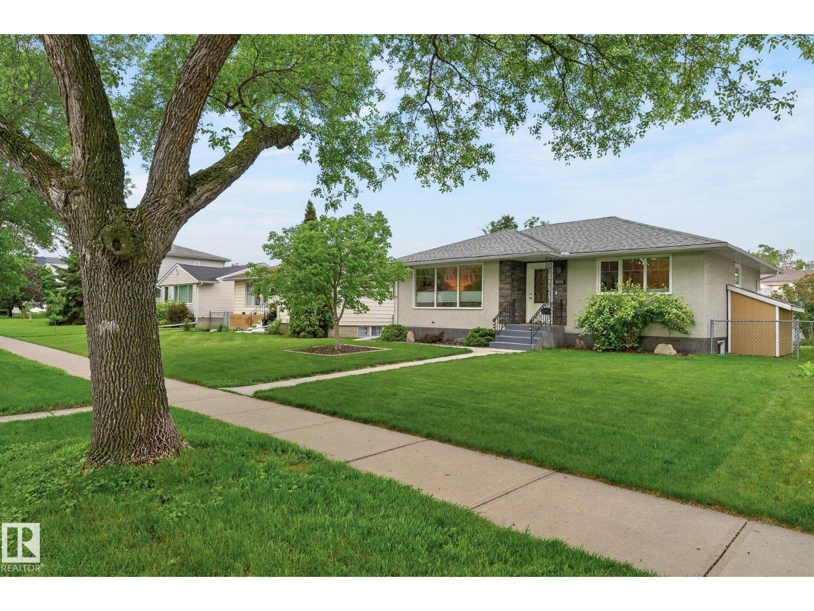 9436 77 ST NW — photo 43