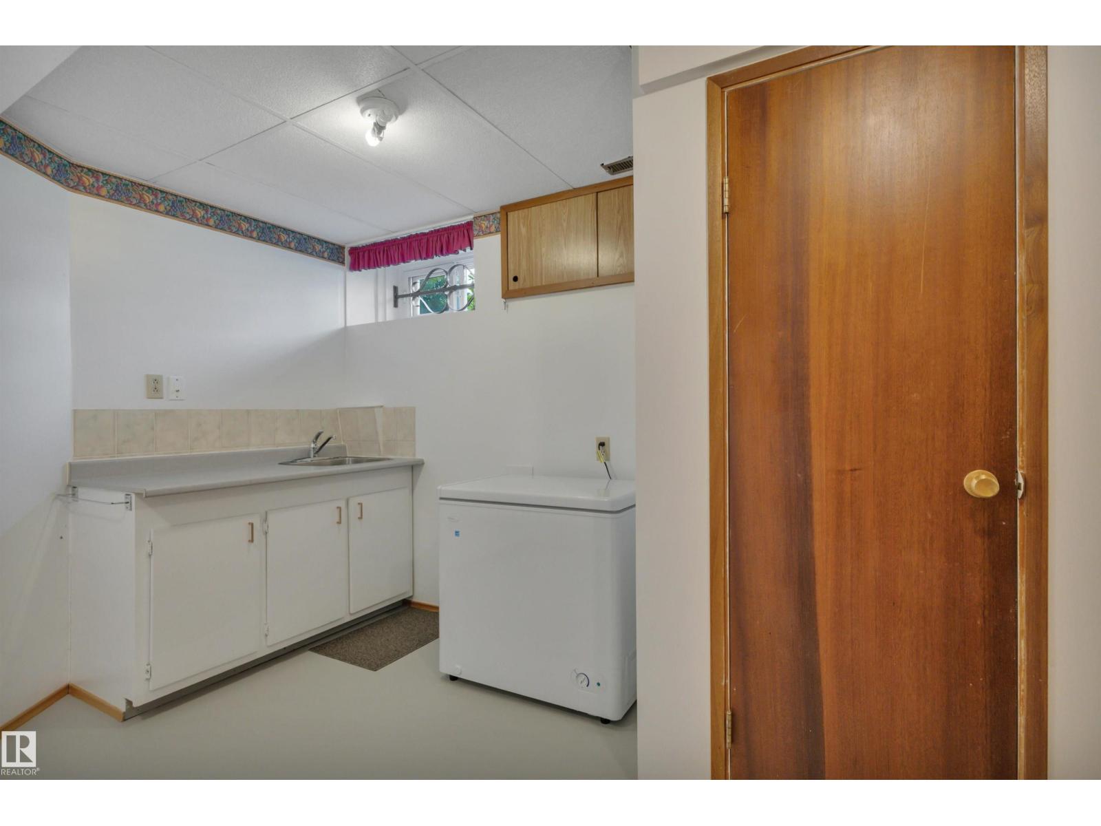 9608 67A ST NW — photo 38
