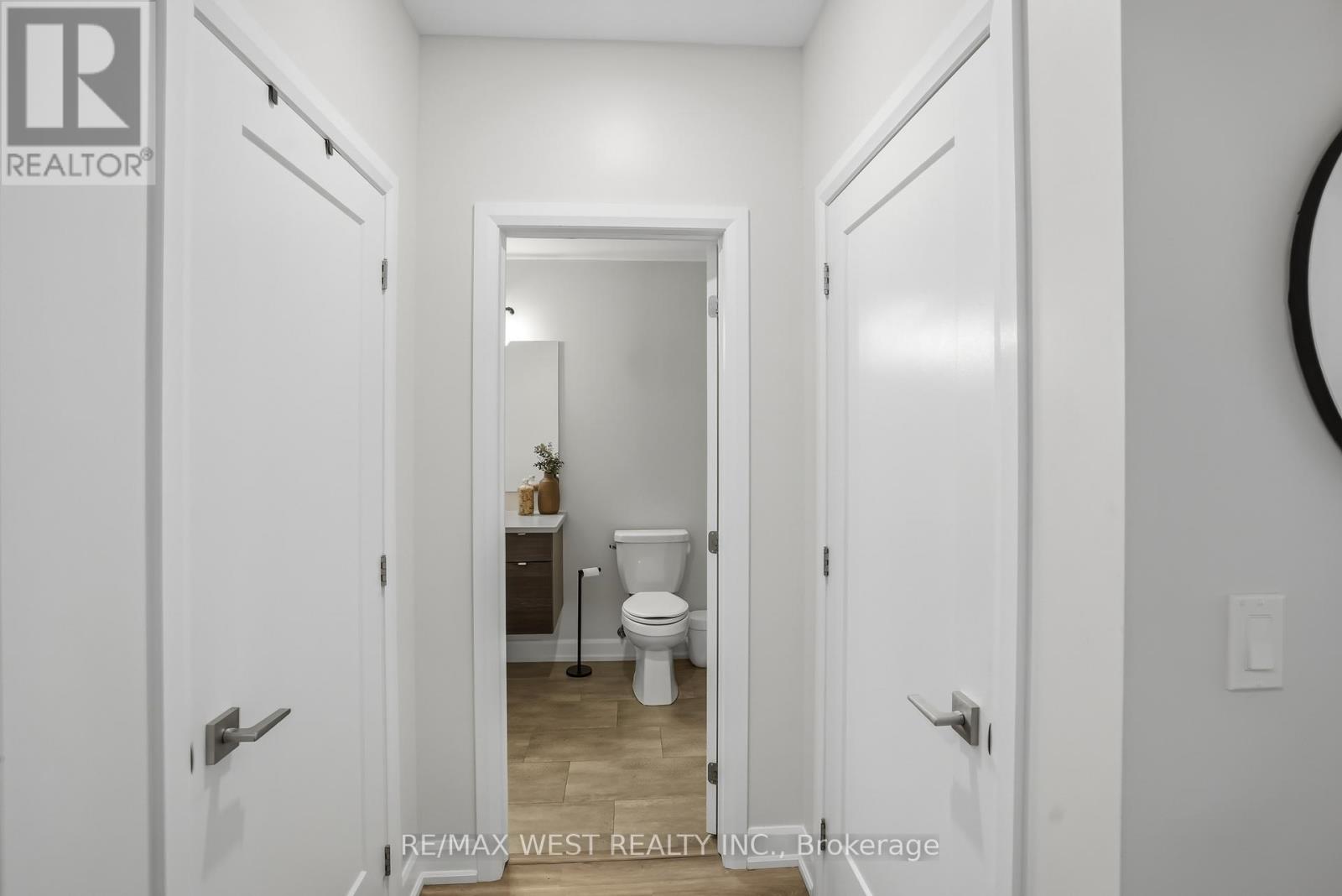 #2 405 MERRITT STREET - Image 13