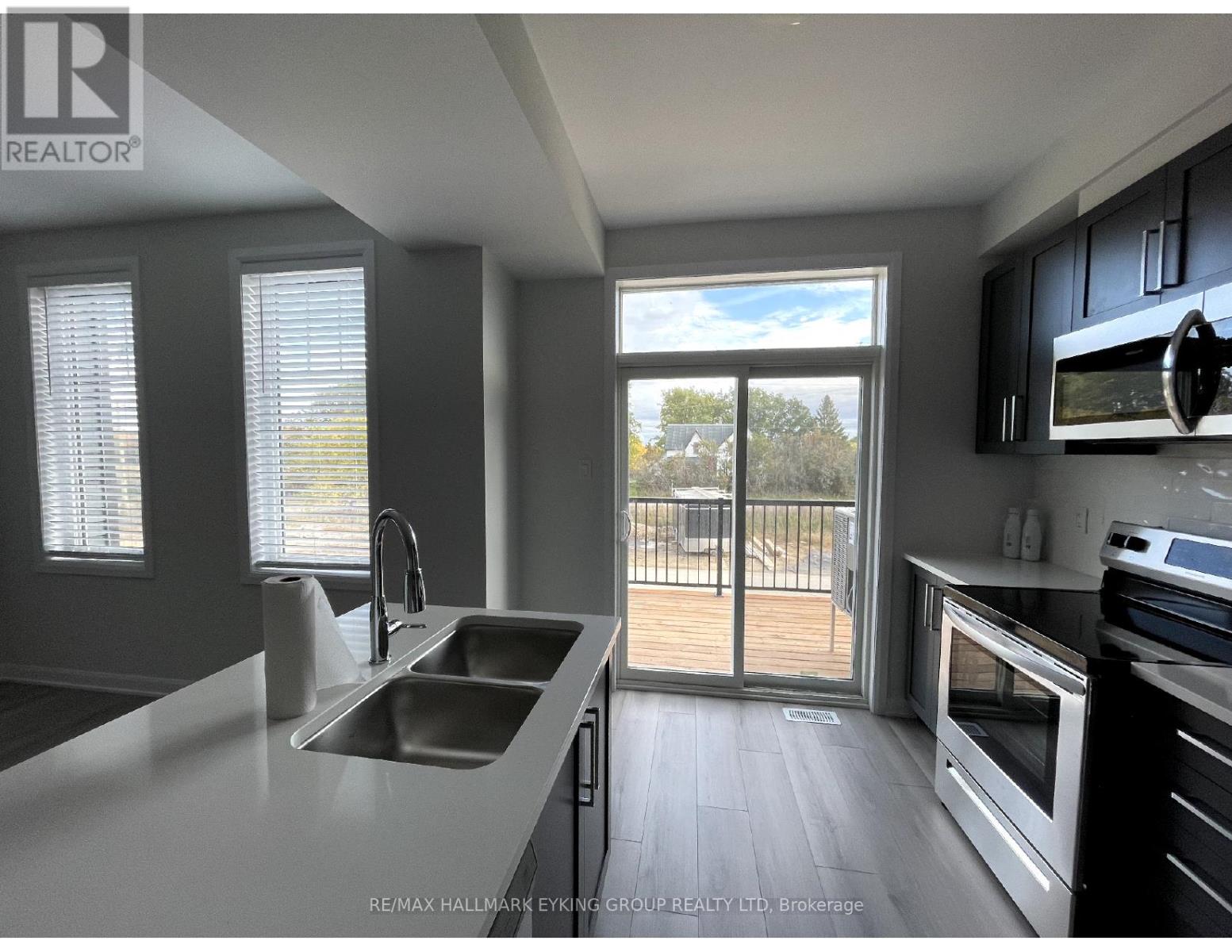 2 Bed, 2 Bath House for Sale in Ottawa – 923 LIXNAW COURT, Ottawa – MLS# X13461592 - Image 14