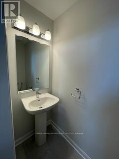 2 Bed, 2 Bath House for Sale in Ottawa – 923 LIXNAW COURT, Ottawa – MLS# X13461592 - Image 28