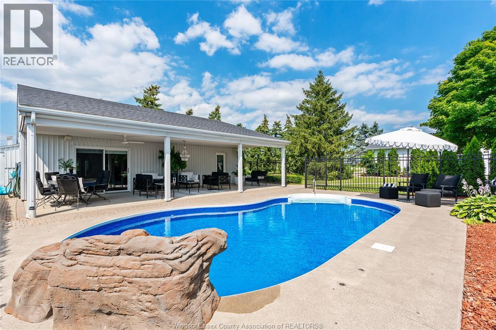 4445 CONCESSION RD 9 - 33