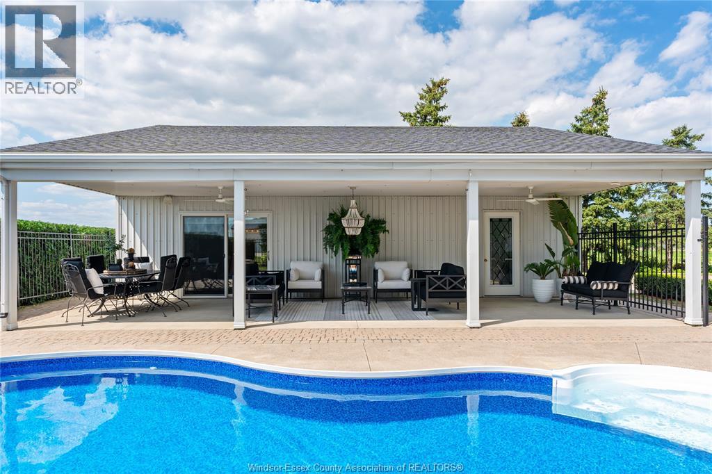 4445 CONCESSION RD 9 - 34