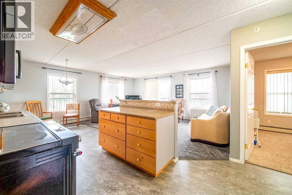 201, 848 4 Avenue - photo 3