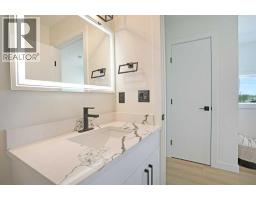 412a Meadowbrook Drive E, Brooks, AB T1R1N7 Photo 33