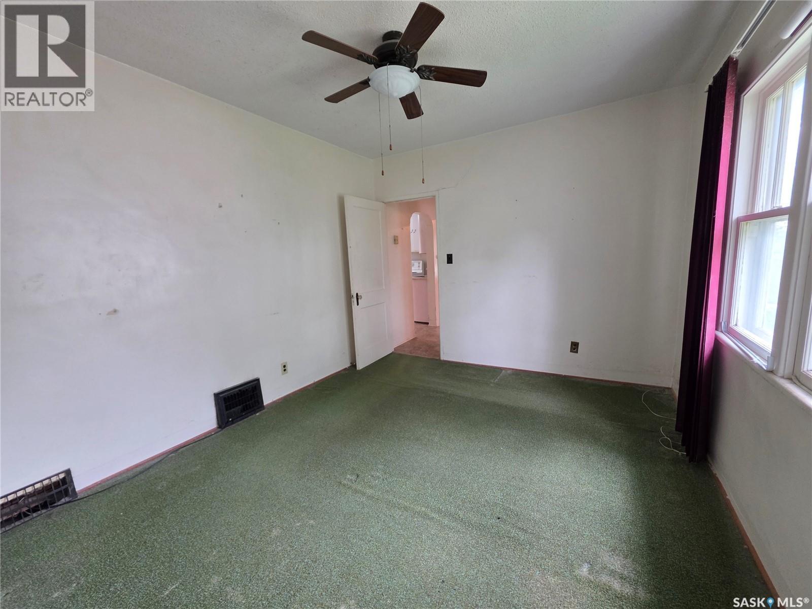 534 1st AVENUE NW - 11
