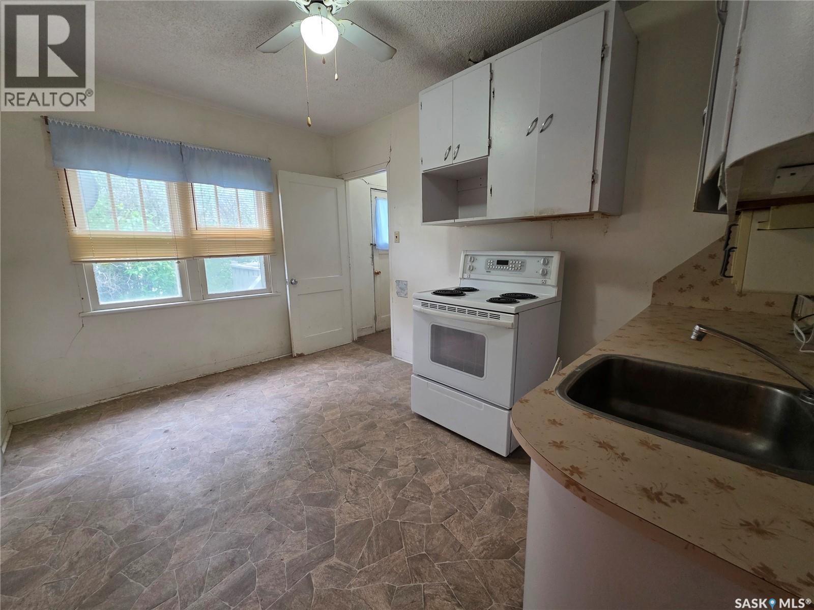 534 1st AVENUE NW - 3